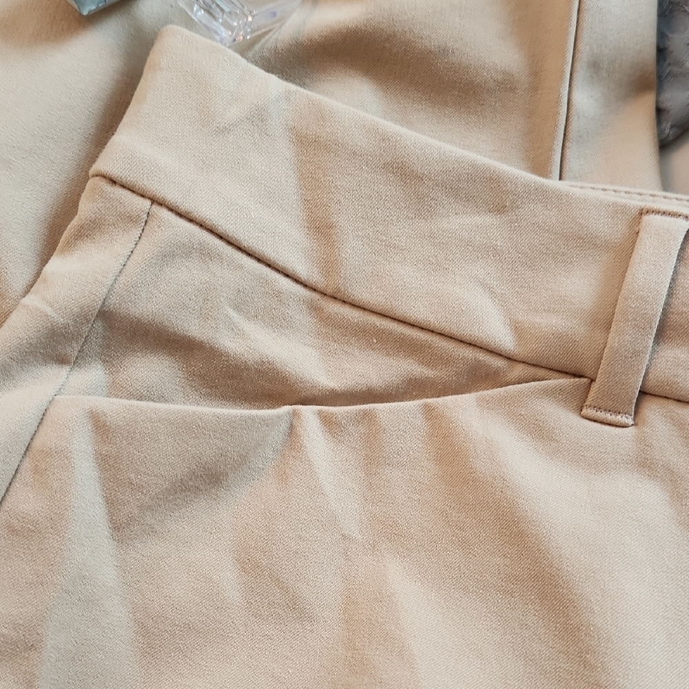 NWT Old Navy Pixie High Rise Pants in Tan - Picture 3 of 5